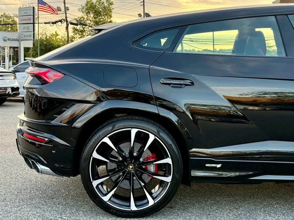 2024 Lamborghini Urus S - Image 3 of 14