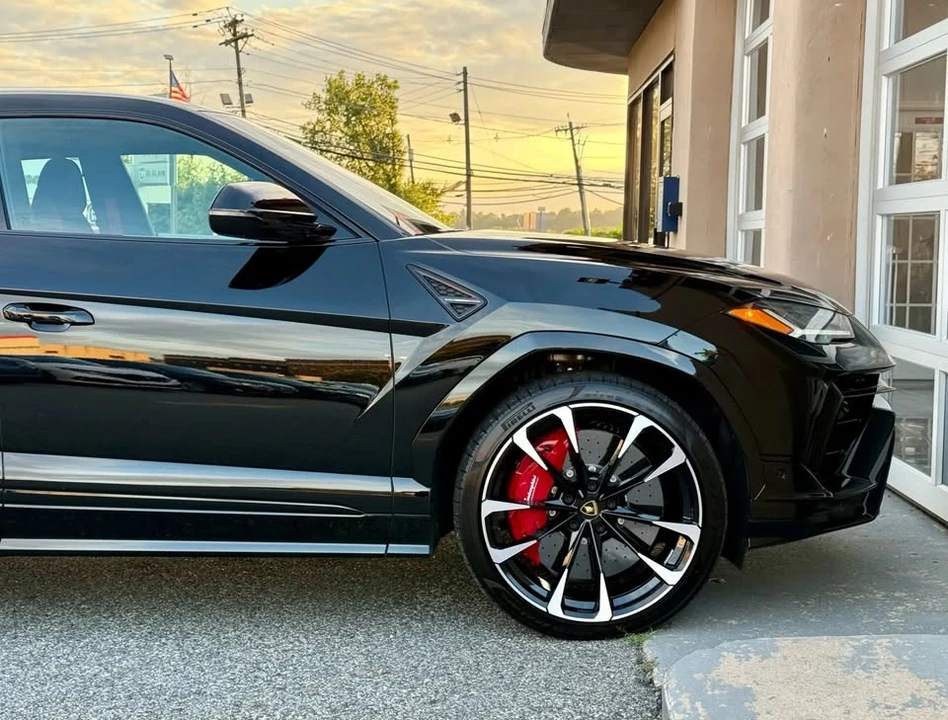 2024 Lamborghini Urus S - Image 4 of 14