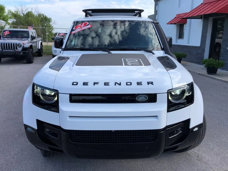 2024 Land Rover Defender L663 - Image 2 of 20