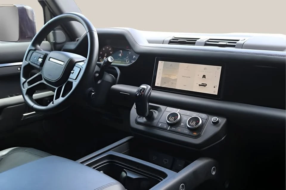 2024 Land Rover Defender L663 - Image 12 of 16