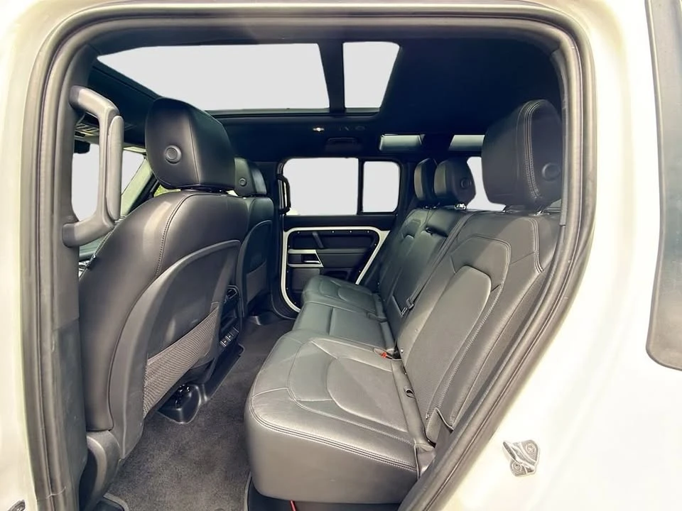2024 Land Rover Defender L663 - Image 17 of 18