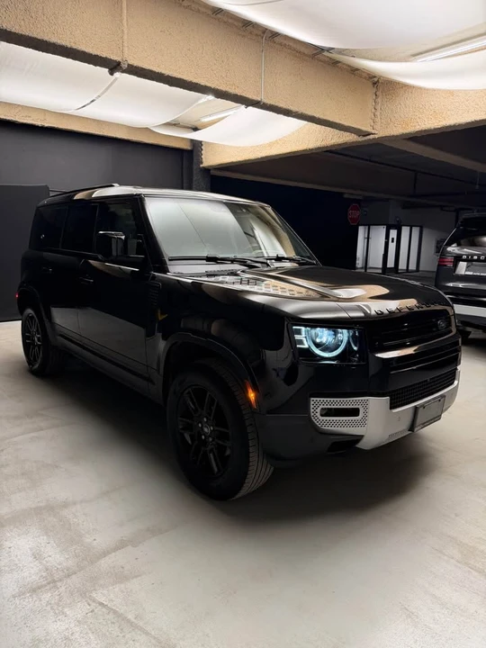 2024 Land Rover Defender L663 - Image 3 of 19