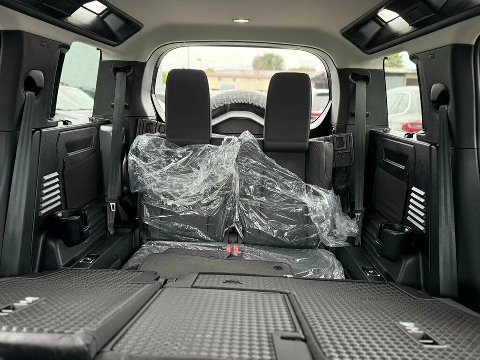 2024 Land Rover Defender L663 - Image 8 of 21