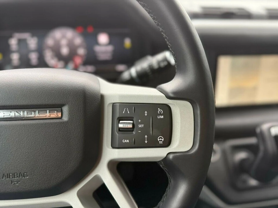 2024 Land Rover Defender L663 - Image 12 of 21