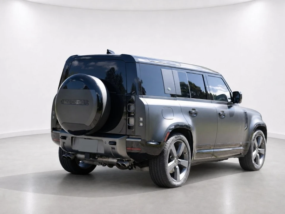 2024 Land Rover Defender L663 - Image 2 of 31