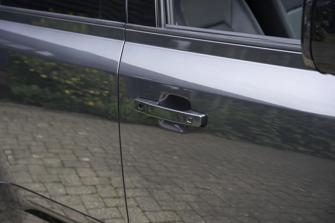 2024 Land Rover Defender L663 - Image 12 of 31