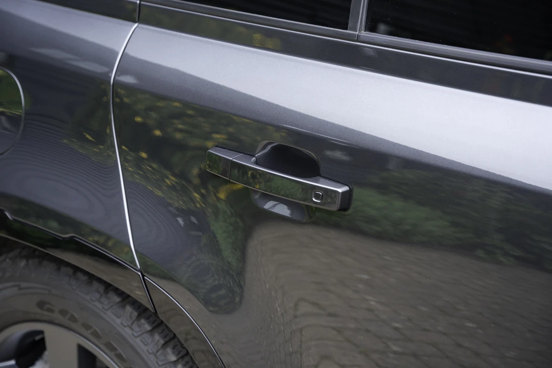 2024 Land Rover Defender L663 - Image 13 of 31