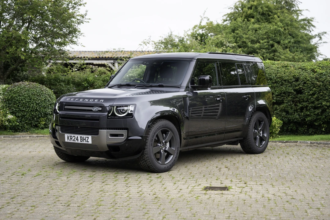 2024 Land Rover Defender L663 - Image 10 of 31