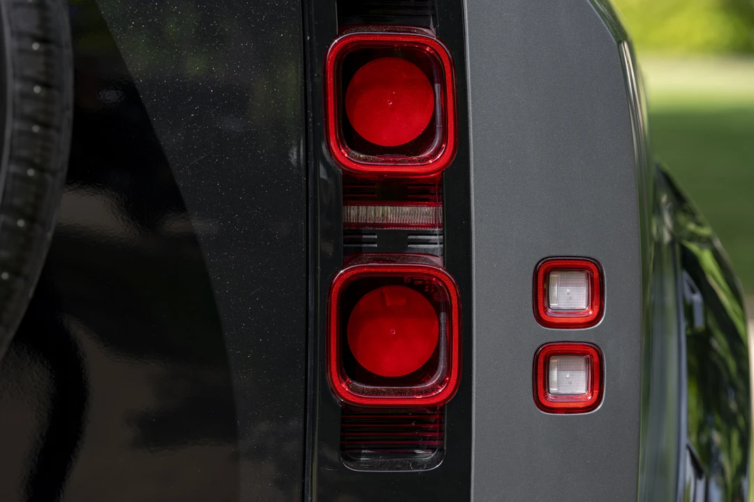 2024 Land Rover Defender L663 - Image 18 of 31