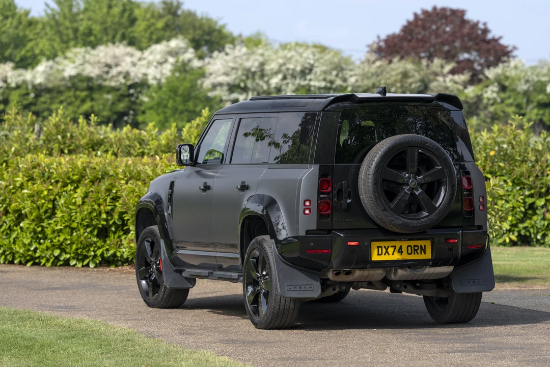 2024 Land Rover Defender L663 - Image 12 of 31