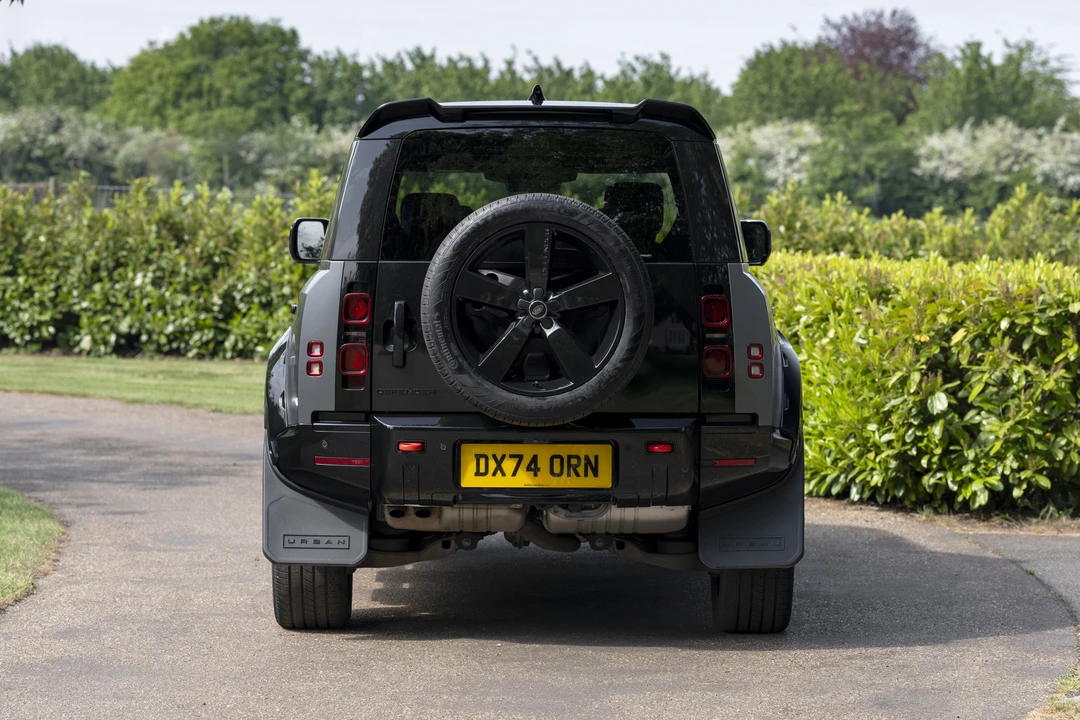 2024 Land Rover Defender L663 - Image 5 of 31
