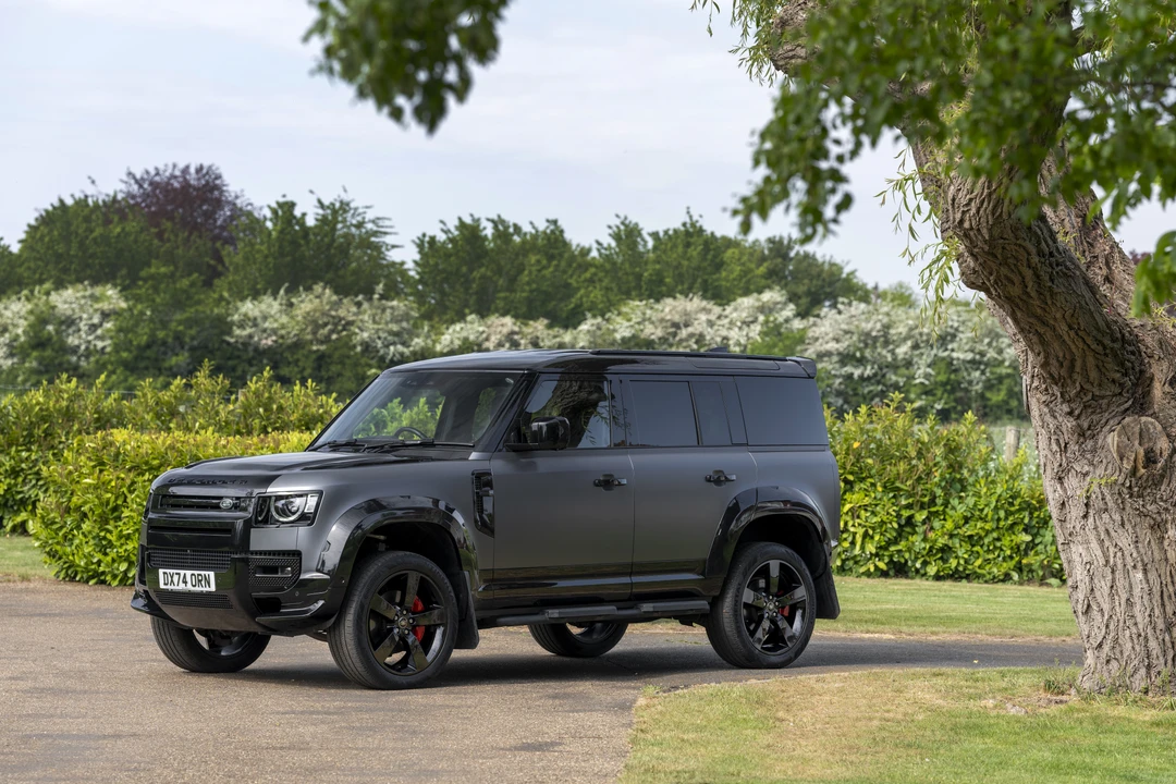 2024 Land Rover Defender L663 - Image 13 of 31