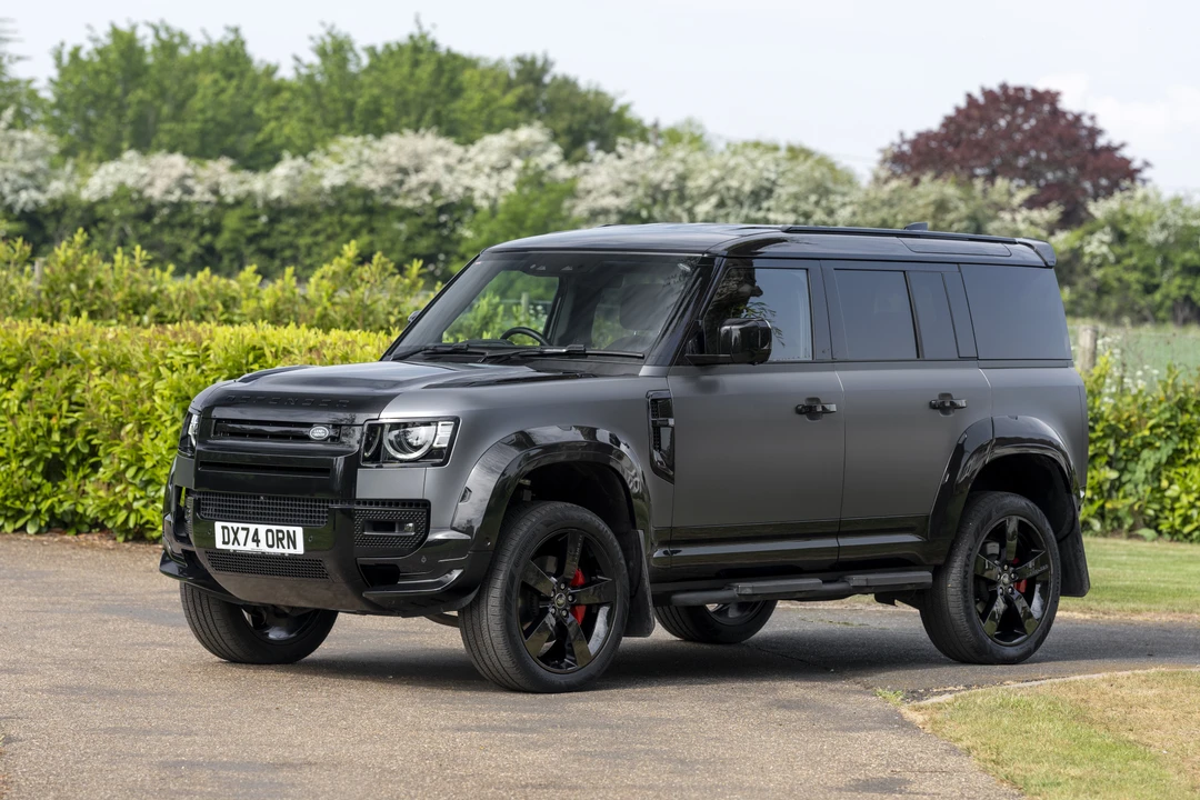 2024 Land Rover Defender L663 - Image 8 of 31
