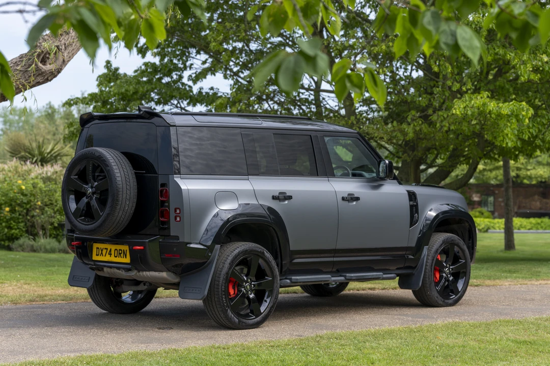 2024 Land Rover Defender L663 - Image 6 of 31