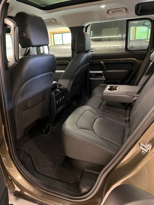 2024 Land Rover Defender L663 - Image 5 of 7