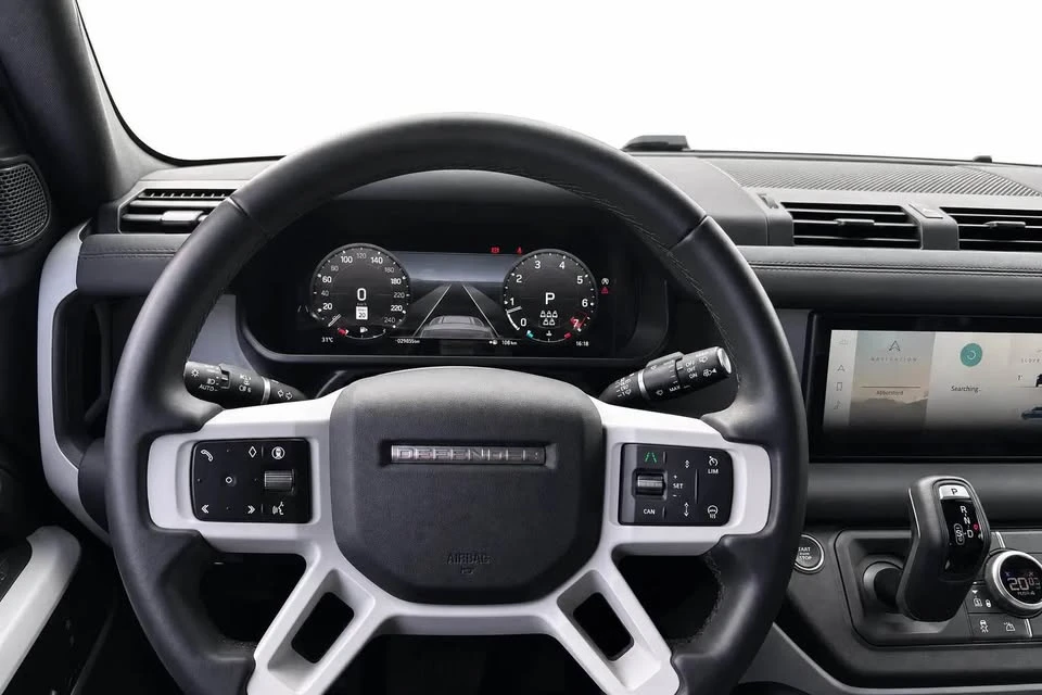 2024 Land Rover Defender L663 - Image 6 of 10