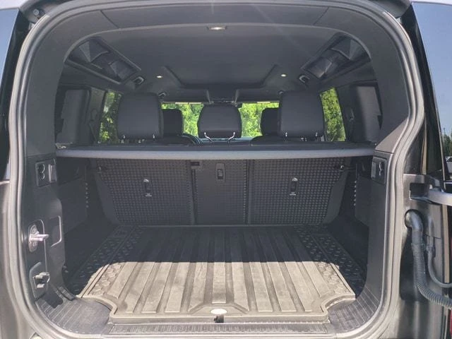 2024 Land Rover Defender L663 - Image 13 of 15