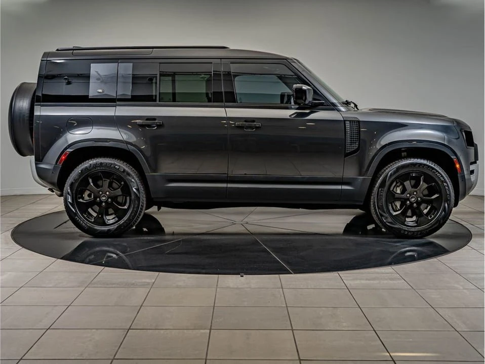 2024 Land Rover Defender L663 - Image 11 of 20