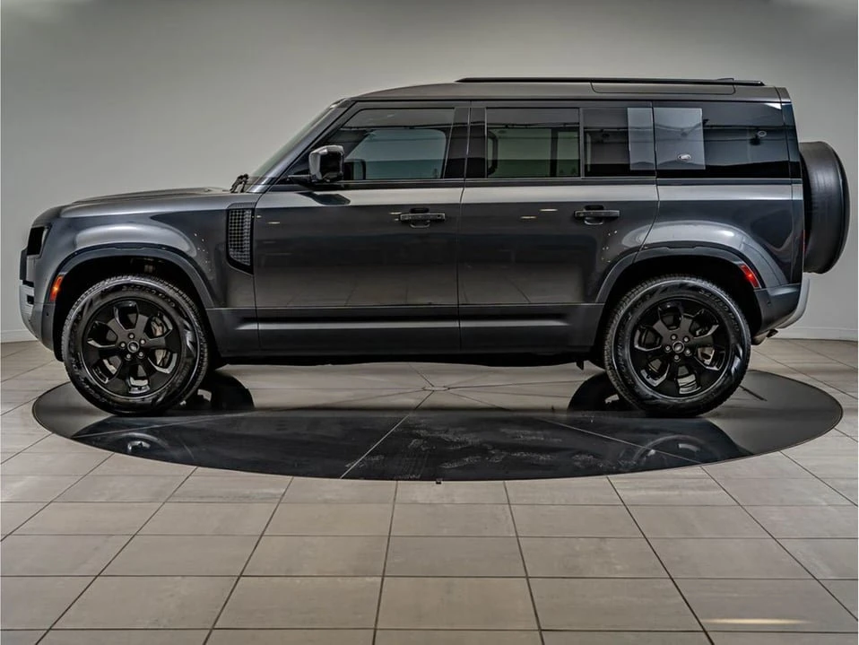 2024 Land Rover Defender L663 - Image 5 of 20