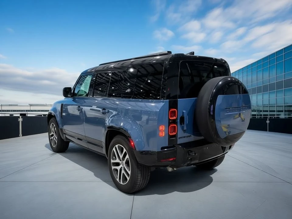 2024 Land Rover Defender L663 - Image 17 of 20