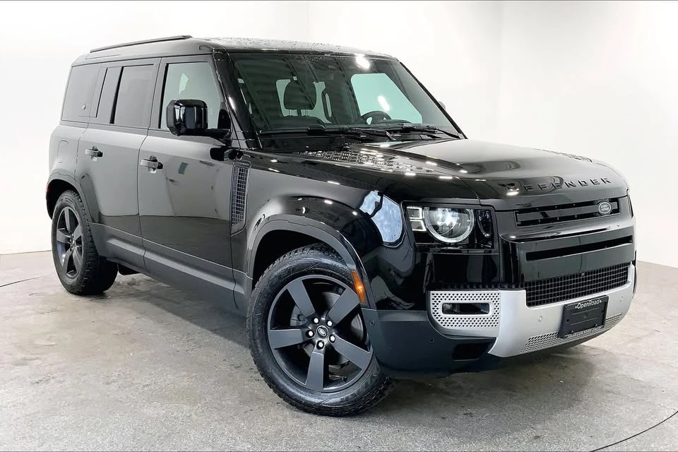 2024 Land Rover Defender L663 - Image 3 of 3