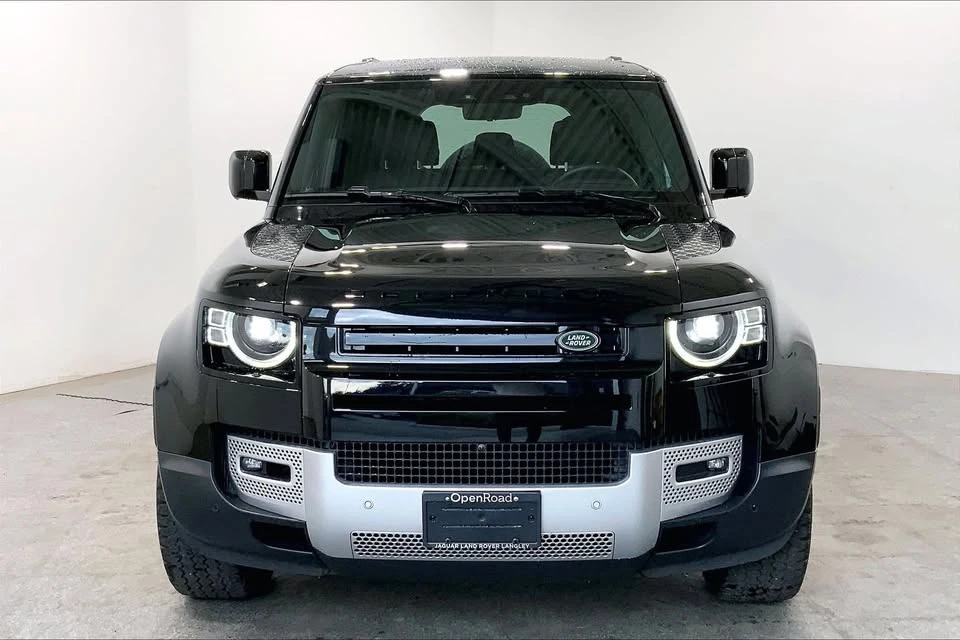 2024 Land Rover Defender L663 - Image 2 of 3