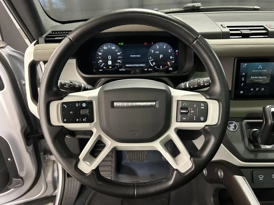 2024 Land Rover Defender L663 - Image 17 of 20