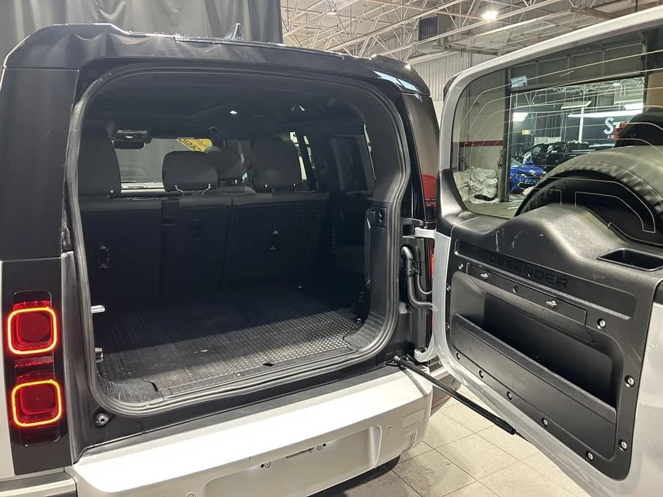 2024 Land Rover Defender L663 - Image 9 of 20