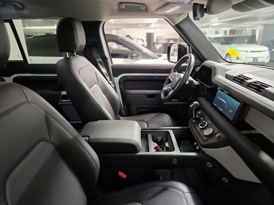 2024 Land Rover Defender L663 - Image 13 of 20