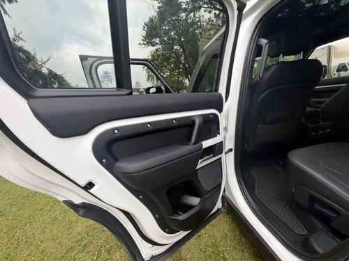 2024 Land Rover Defender L663 - Image 20 of 20