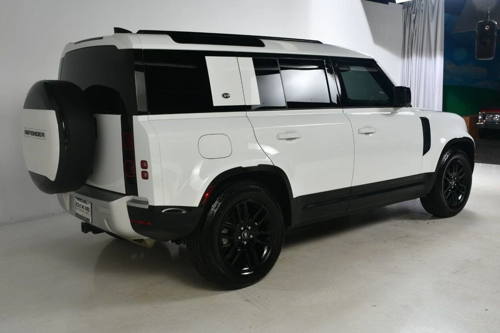 2024 Land Rover Defender L663 - Image 8 of 12