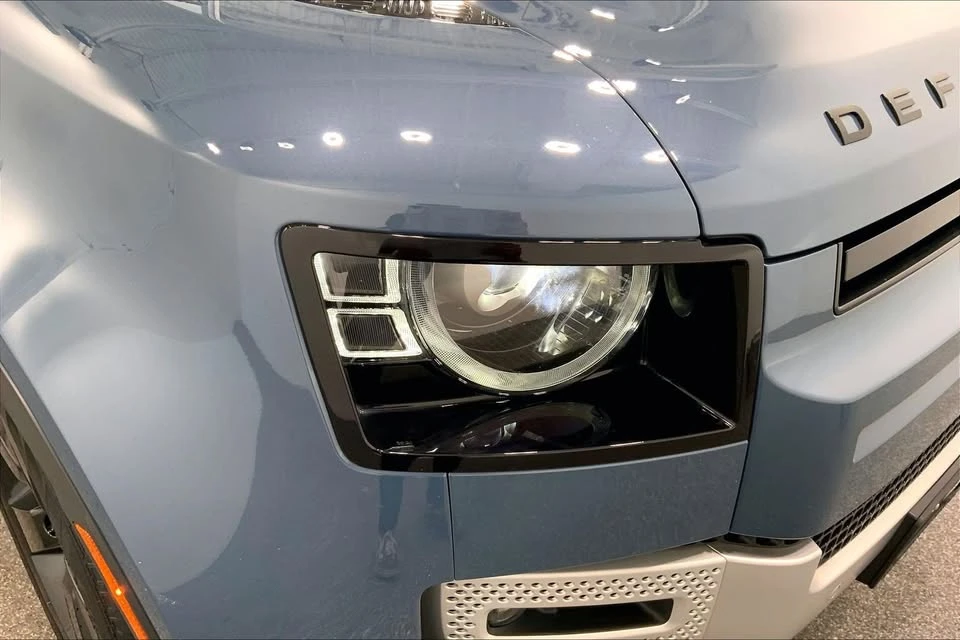 2024 Land Rover Defender L663 - Image 18 of 20