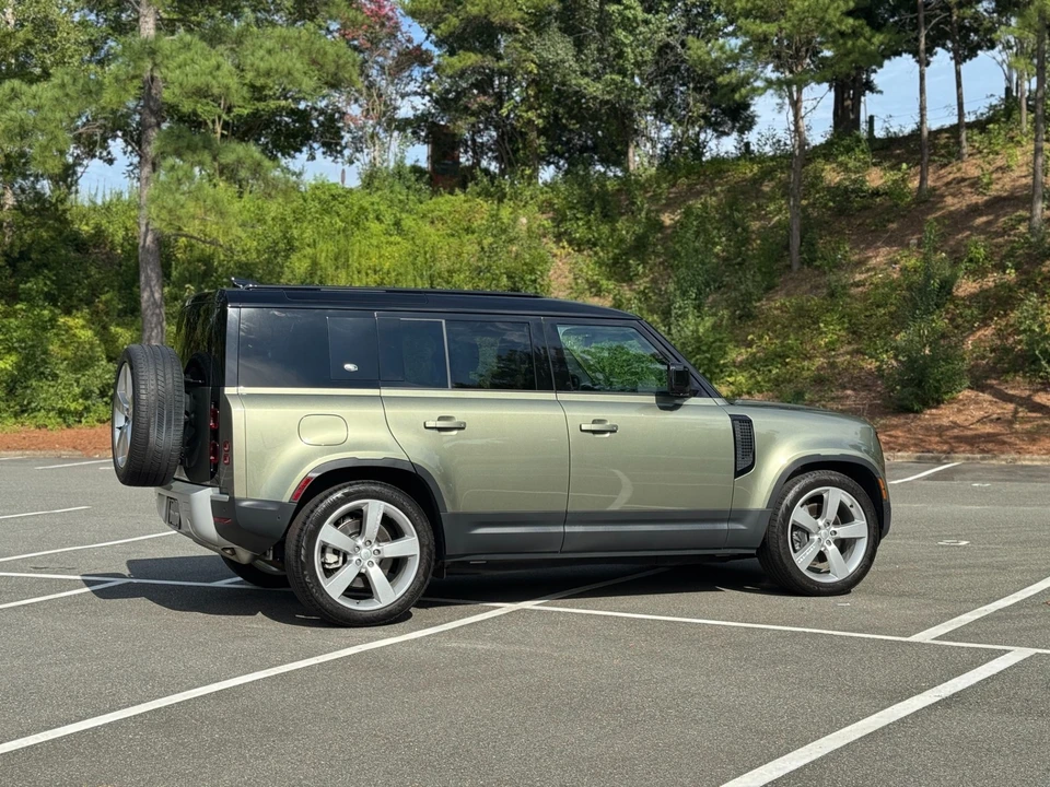 2024 Land Rover Defender L663 - Image 13 of 21