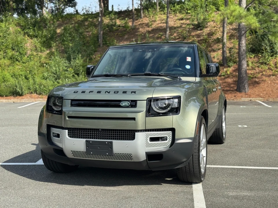 2024 Land Rover Defender L663 - Image 3 of 12