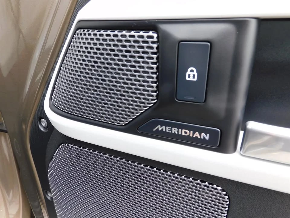 2024 Land Rover Defender L663 - Image 13 of 20