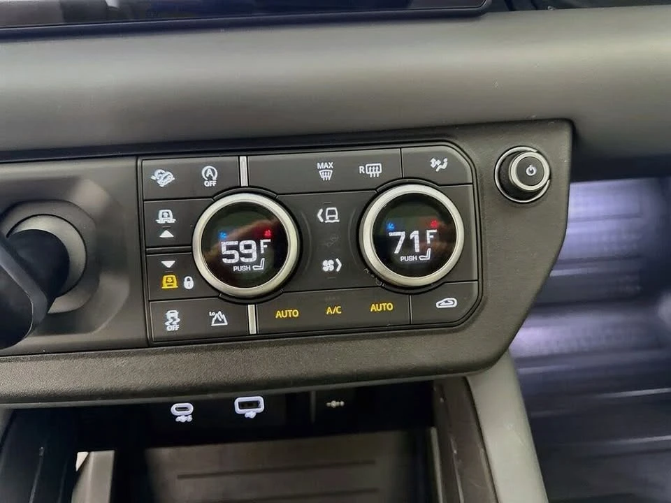 2024 Land Rover Defender L663 - Image 16 of 20