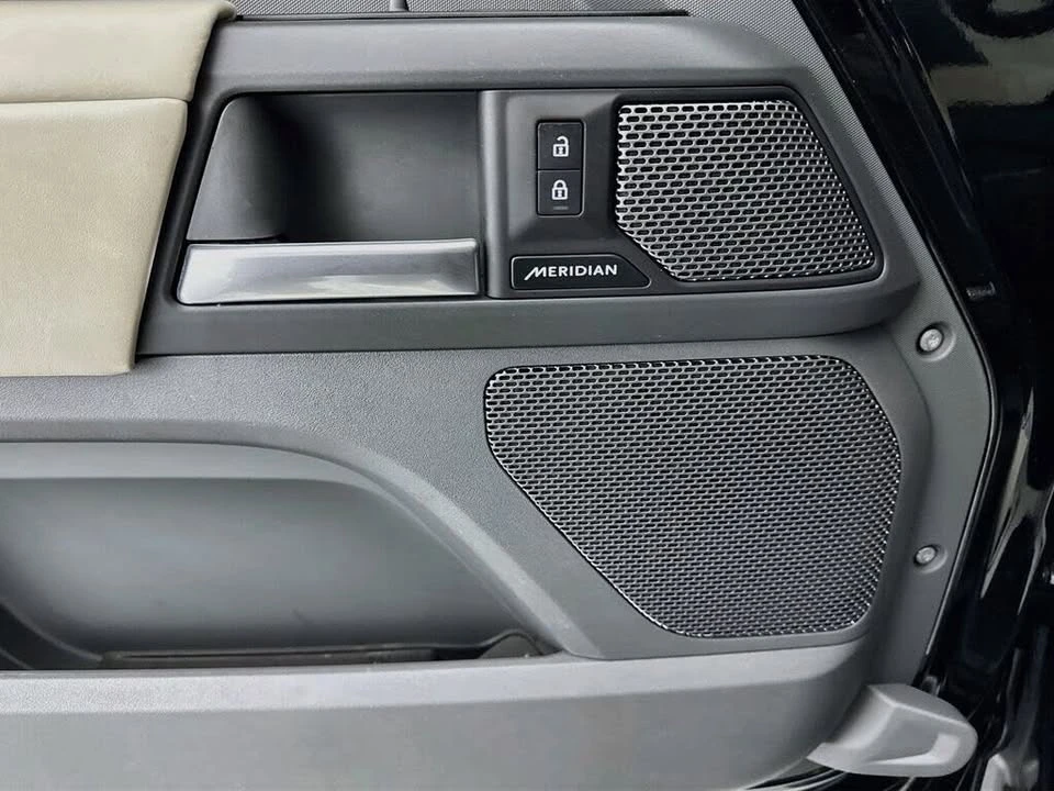 2024 Land Rover Defender L663 - Image 19 of 20