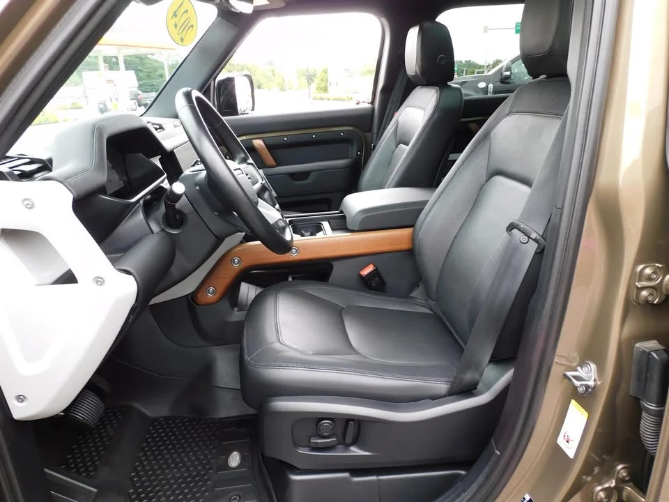 2024 Land Rover Defender L663 - Image 17 of 20