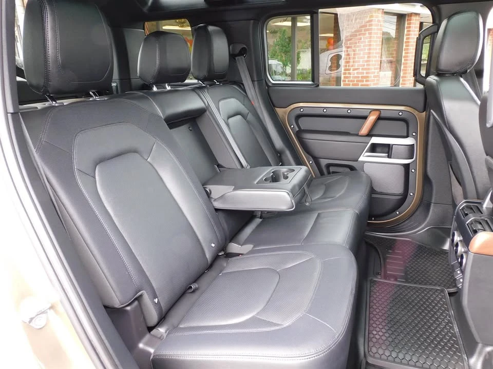 2024 Land Rover Defender L663 - Image 9 of 20