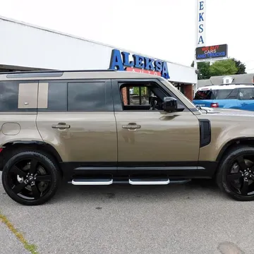 2024 Land Rover Defender 110 P400 X-Dynamic SE AWD