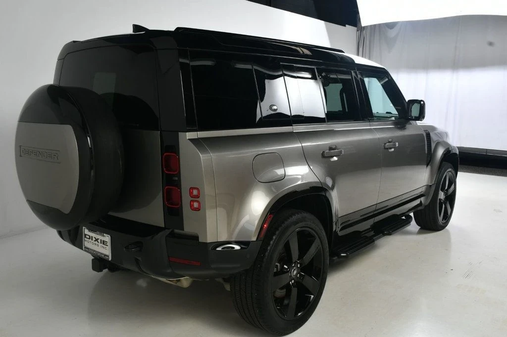 2024 Land Rover Defender L663 - Image 8 of 12