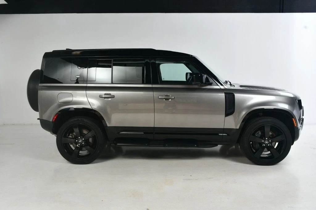 2024 Land Rover Defender L663 - Image 4 of 12