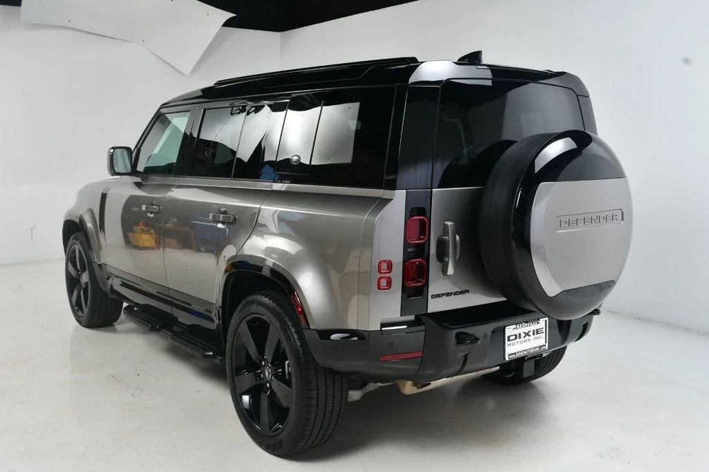 2024 Land Rover Defender L663 - Image 9 of 12