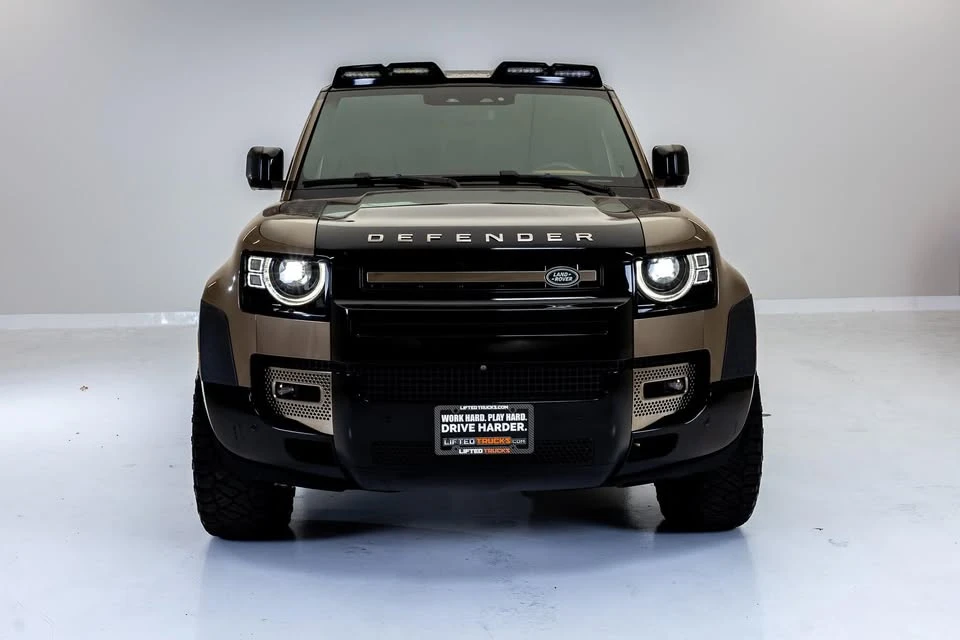 2024 Land Rover Defender L663 - Image 2 of 20