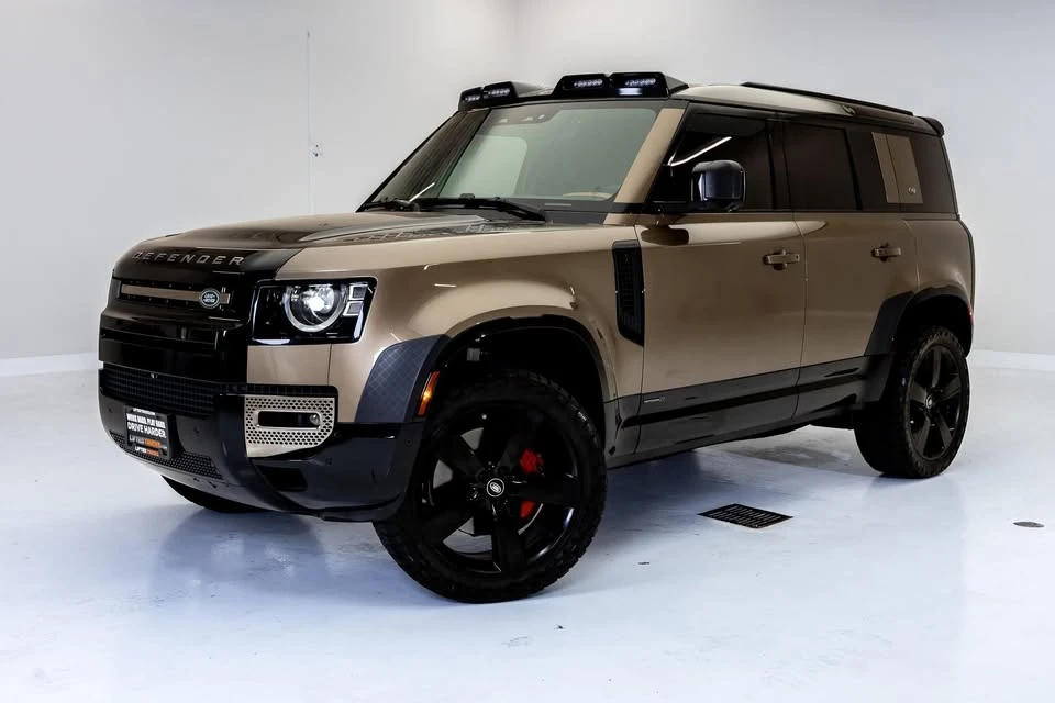 2024 Land Rover Defender L663 - Image 3 of 20