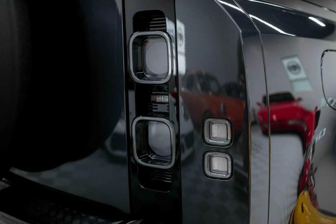 2024 Land Rover Defender L663 - Image 30 of 31