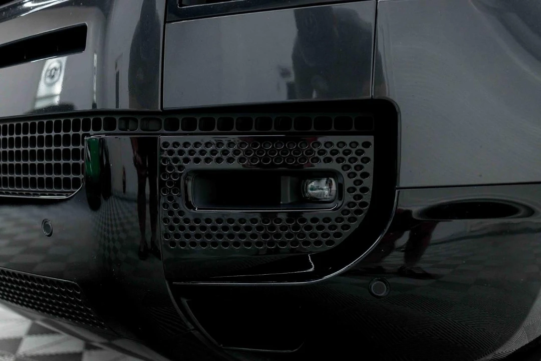 2024 Land Rover Defender L663 - Image 14 of 31