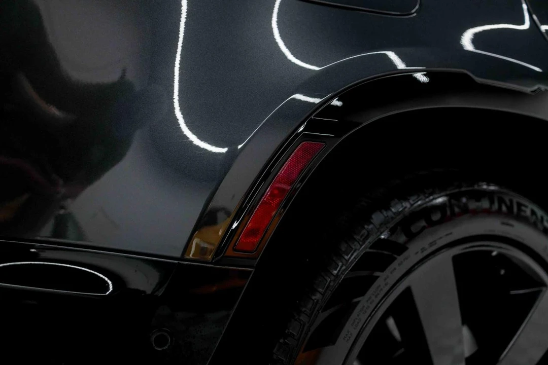 2024 Land Rover Defender L663 - Image 29 of 31