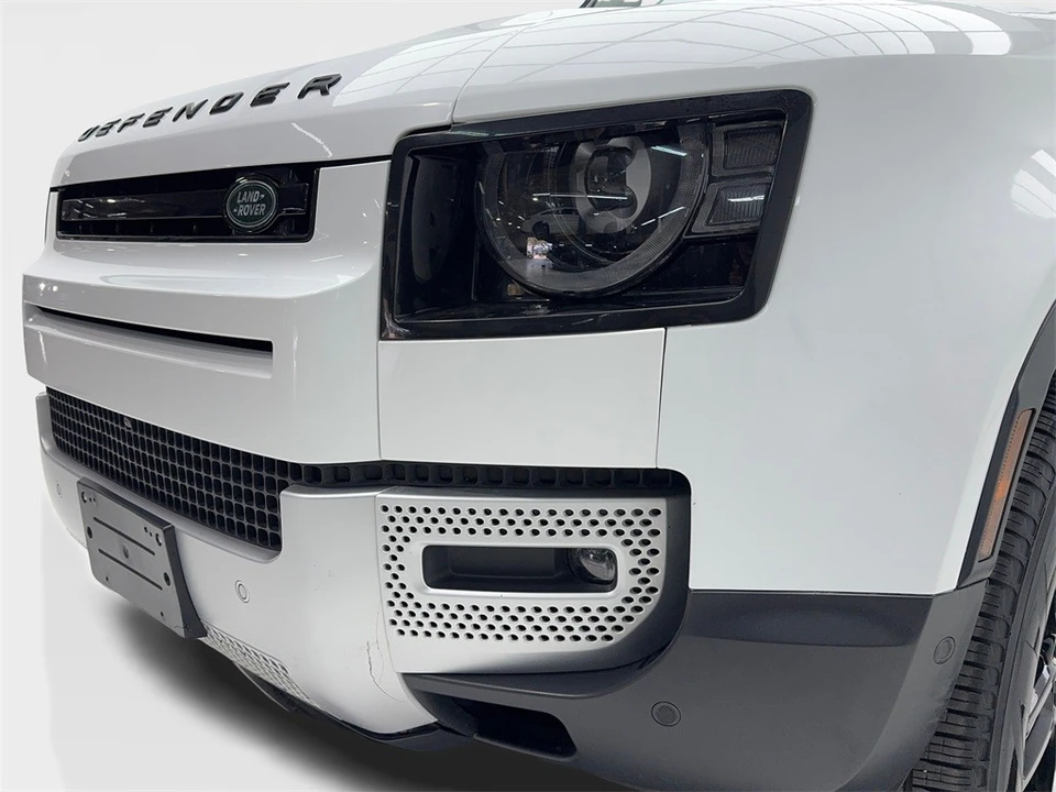 2024 Land Rover Defender L663 - Image 5 of 12