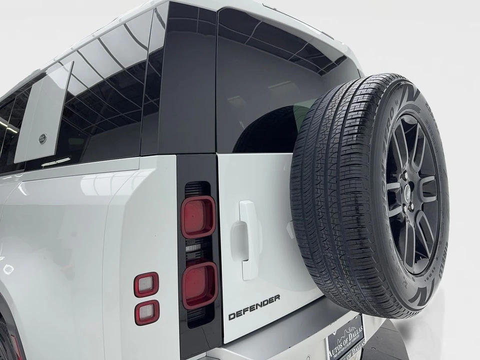 2024 Land Rover Defender L663 - Image 11 of 21